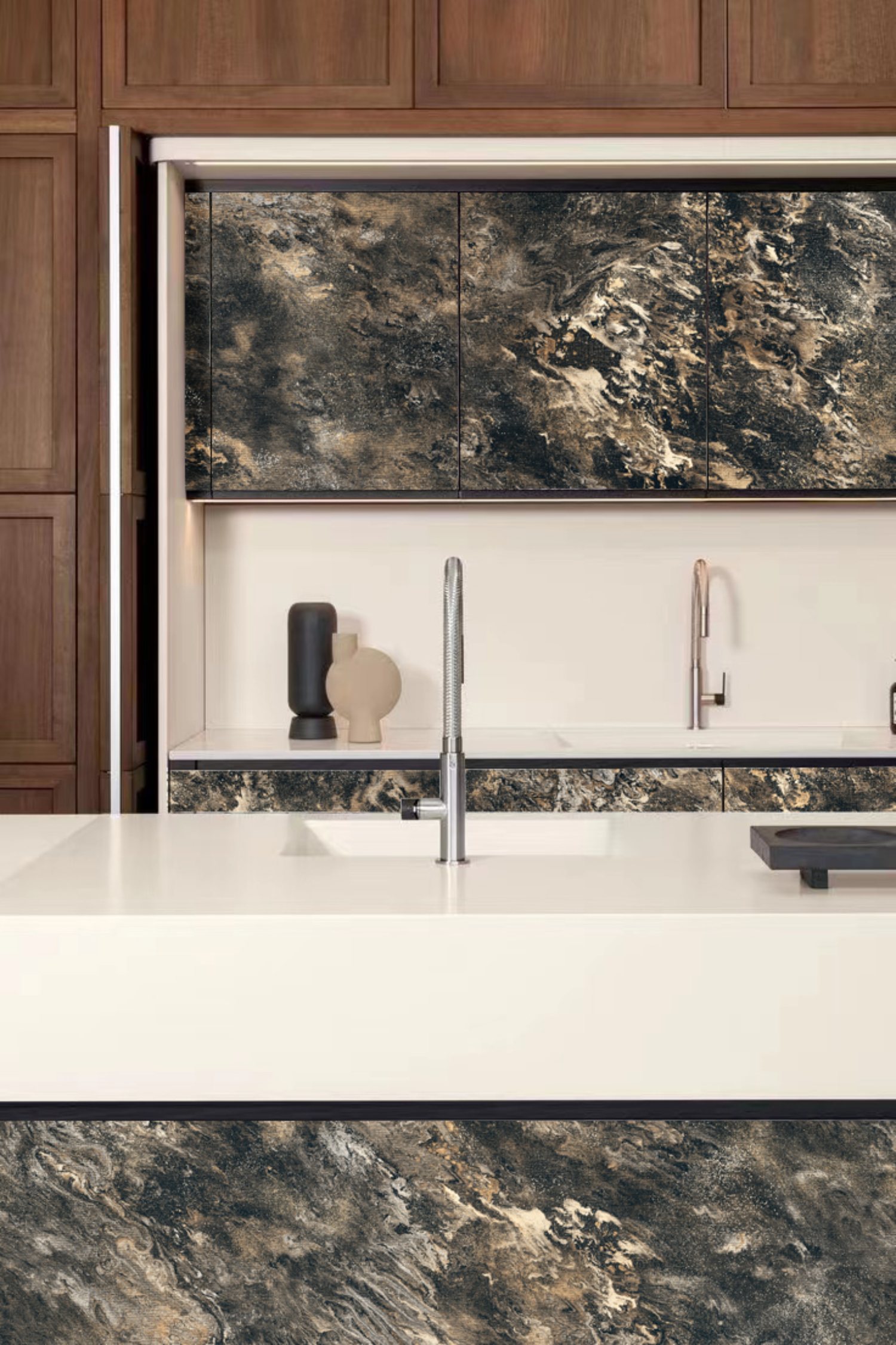 Lacquer Gold — space 6